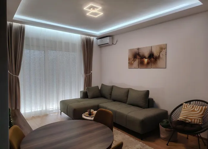 Lux Veritas Apartment *